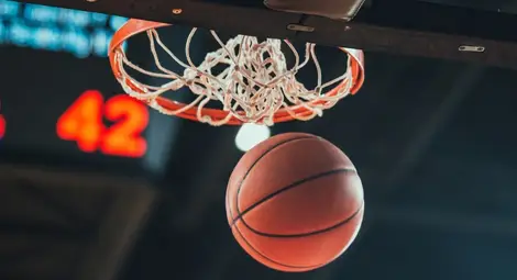 Дунавско момче на лагер с баскетболни таланти