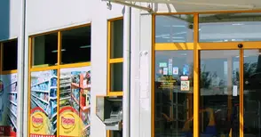 Пенсионери разтревожени, че квартал „Чародейка“ останал само с 1 банкомат