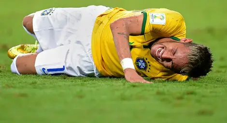 Бразилия остава без Неймар до края на Мондиала