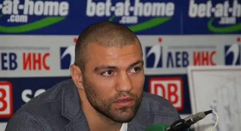 Тервел Пулев със счупена ръка 