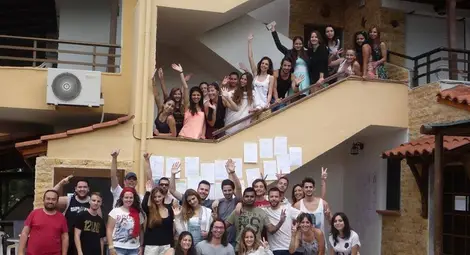 Младежи от 6 страни създадоха  и изпяха песен за стереотипите