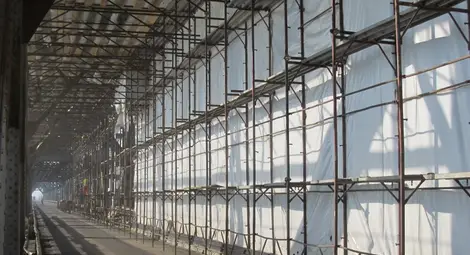 Ремонт за 30 милиона евро затапи Дунав мост от двете страни