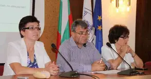 132 момичета ваксинирани срещу рак за година