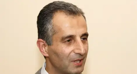 Ирански лекар лекува цял Исперих, но не му дават гражданство