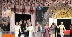 Почитател на операта задигнал мебелите на „Веселата вдовица“