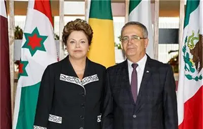 Отзованият заради Боевски посланик написа отворено писмо на Вигенин