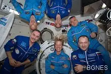 Трима космонавти от "Союз TMA-08M" се приземиха в казахстанската степ