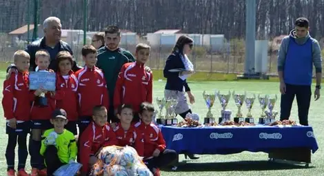 Децата на &bdquo;Аристон&ldquo; с титла от сериозен турнир в Букурещ