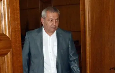 Бившият депутат от ДПС Митхат Табаков влезе в затвора