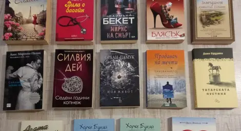 Трима дарители обогатиха библиотеката в Долна Студена