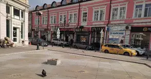 На Цигуларчето му писна? Момчето си отива? Не, тихомълком е тръгнало на ремонт