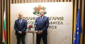 Драгомир Драганов: Водят се преговори за пускане на влак Русе-Букурещ