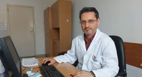 Д-р Дениз Бакалов: Болестта на Хашимото е ''хамелеон''. Може да протича различно Д-р Дениз Бакалов: Болестта на Хашимото е ''хамелеон''. Може да протича различно