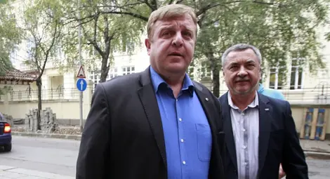 Каракачанов: В някои общности си бият жените, а някъде и жените бият мъжете