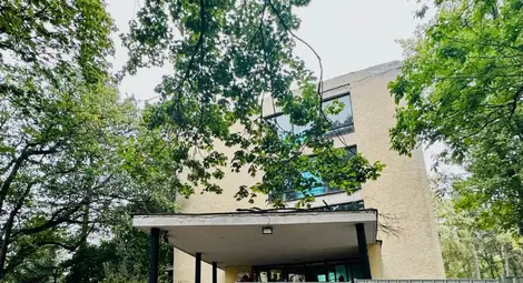 Общежитието в Образцов чифлик може да се ползва като хостел през лятото след ремонта