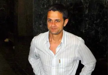 Нарочен за убиване от бандата на Мила арестуван с нея за данъчни измами през 2012 г.