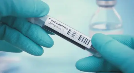 Първи заразен с два щама коронавирус