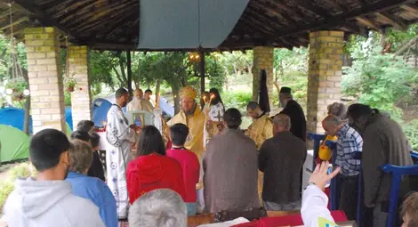 Празнични литургии в два манастира отслужи дядо Наум