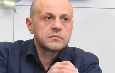 Томислав Дончев: Липсата на предложения от страна на РБ за кабинет спъват засега коалиционното споразумение, часовникът цъка безмилостно