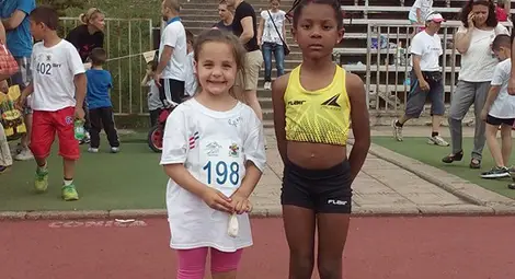 Петгодишна шампионска щерка дебютира със сребро