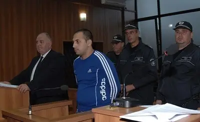 Задържаните от "ало"-мафията в Горна Оряховица остават в ареста