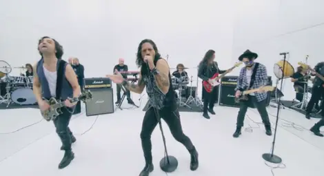 Рони Ромеро в отворено писмо до медиите: Обвиненията към мен са абсолютно неверни Рони Ромеро в отворено писмо до медиите: Обвиненията към мен са абсолютно неверни