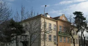 Висшето земеделско училище изпраща тържествено дипломанти