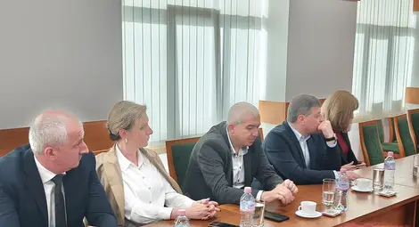 Лек ръст на висящите дела през 2024 година отчита Административният съд в Русе