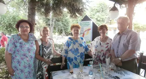 Учителка по химия разказа в книга любовта си към децата - от Сваленик до Любча в Родопите