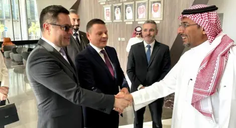 България преговаря за хай-тек инвестиции от фонд за $400 млрд.