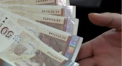 20 евро подкуп и намигане на полицай изправя румънка на съд 20 евро подкуп и намигане на полицай изправя румънка на съд