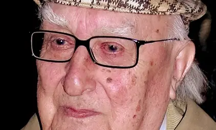 Бащата на комисар Монталбано: Той не може да падне в пропаст като Шерлок Холмс и след това да се появи отново в други образи. Той не умира Бащата на комисар Монталбано: Той не може да падне в пропаст като Шерлок Холмс и след това да се появи отново в други образи. Той не умира