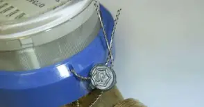 Изгубен документ вкара в нормативен спор  абонат и ВиК за проверката на водомерите