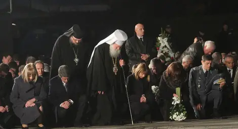 Патриарх Неофит отслужи панихида в памет на Апостола