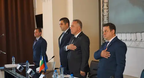 Първото съвместно заседание на Общинските съвети на Русе и Гюргево прие декларация за ЕС и обръщение към двете правителства