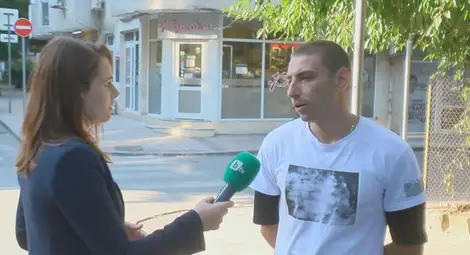 Арест по погрешка: Две момчета от Русе твърдят, че са били удряни от полицаи Арест по погрешка: Две момчета от Русе твърдят, че са били удряни от полицаи