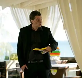 „Под прикритие” с 10 номинации за наградите „Златна бленда” „Под прикритие” с 10 номинации за наградите „Златна бленда”