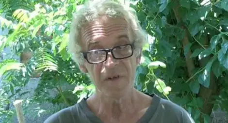 Бивш военен прави ток от морска вода заради неплатени сметки