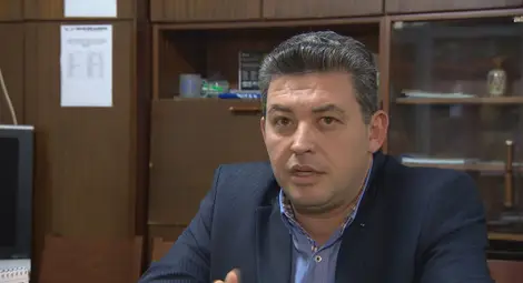 Кандидат-кметът с фалшива диплома отива на балотаж