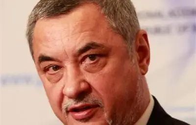 Валери Симеонов: Да мобилизираме охраната сега, а не като стане белята, като в Париж