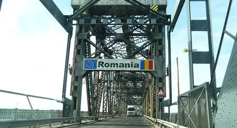 Затварят Дунав мост от понеделник до петък от 20 часа до полунощ