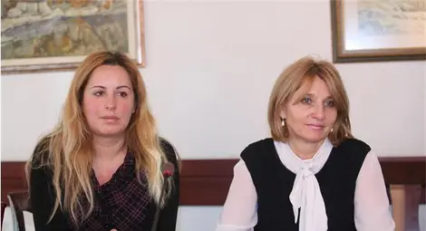 Следят 85 осъдени с електронни гривни, един - със сателит Следят 85 осъдени с електронни гривни, един - със сателит