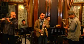 Музиканти свириха в памет на  Петьо Парчето и Стайко Стайков