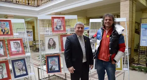 Звезди от шоубизнеса по света и у нас &bdquo;гостуват&ldquo; в университета