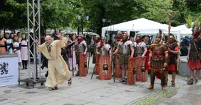 Жреци измолиха от боговете слънце за откриването на Уикенд туризъм