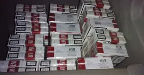 Втори тираджия изгърмя с нелегални цигари
