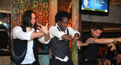 Предизвикаха Алфредо Торес на танцов дуел