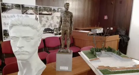 Връчват статуетки на големите дарители за монумента на Левски Връчват статуетки на големите дарители за монумента на Левски