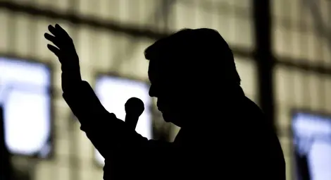 Клинтън води при демократите, а Круз изпреварва Тръмп и Рубио при републиканците