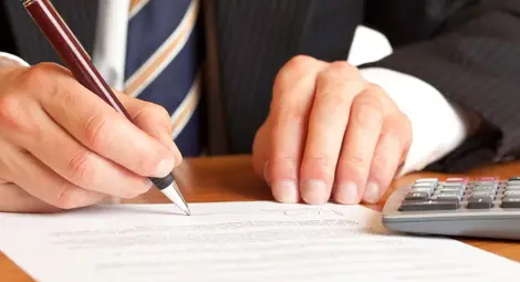 Фирма в затруднение разсрочила кредит с фалшиви документи